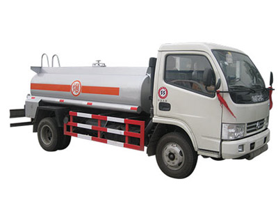 油罐车