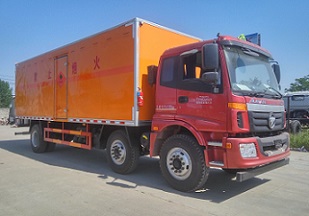 福田易燃液体厢式运输车(6*2)