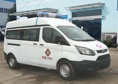 程力威牌CLW5035XJHJ5型救护车
