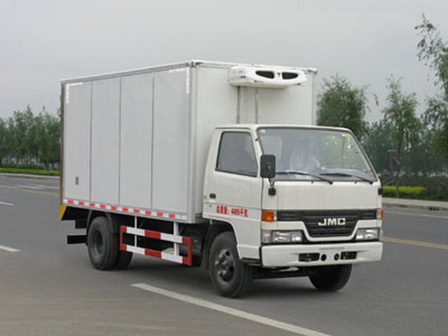 程力威牌CLW5040XLCJ4型冷藏车