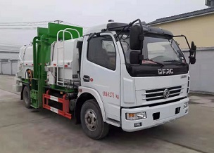 程力威牌CLW5085TCAE5型餐厨垃圾车